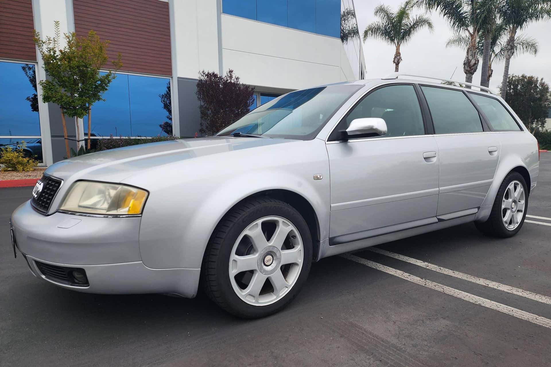 2002 Audi S6 sold for $9,900