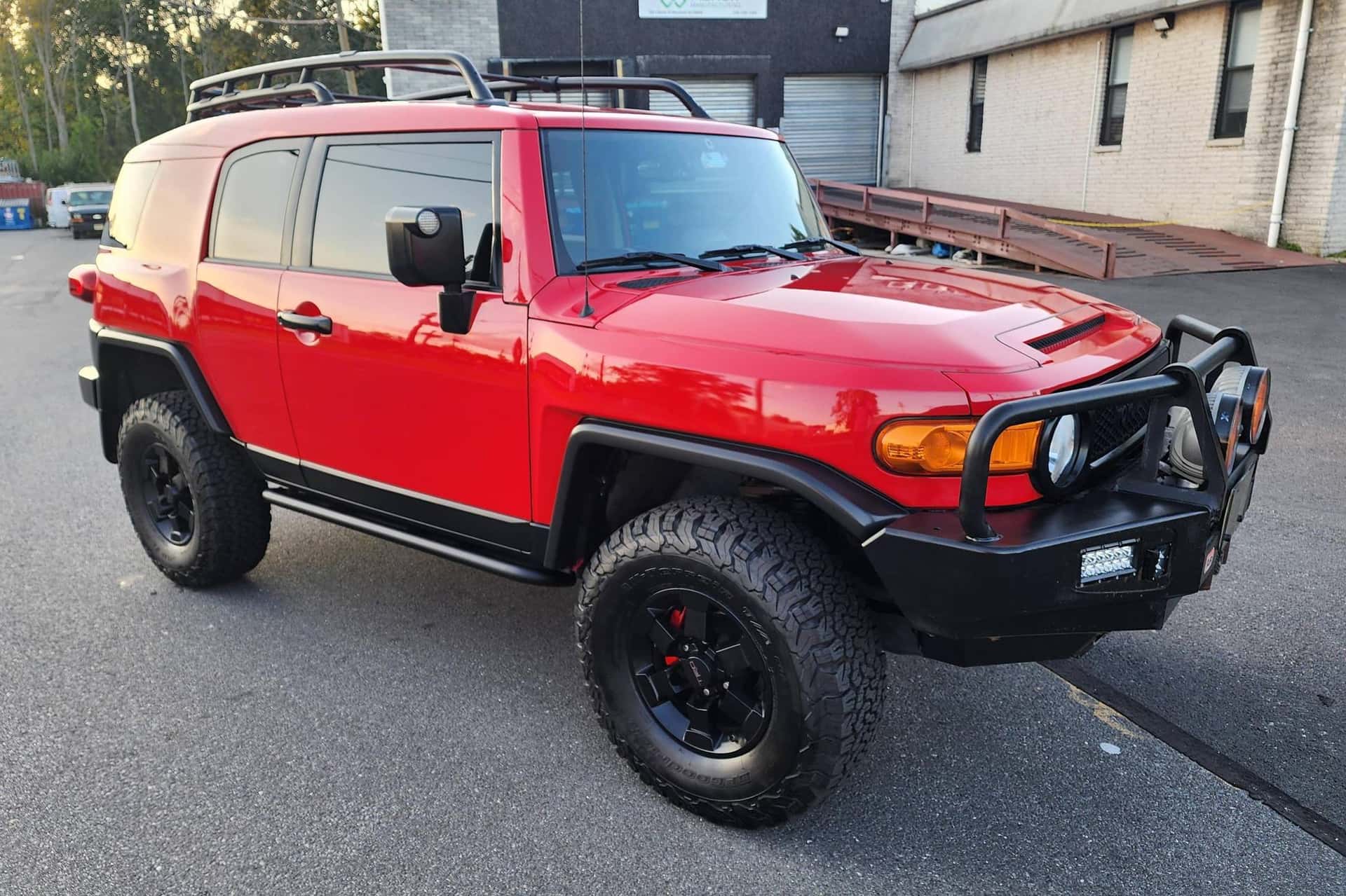 2012 Toyota FJ Cruiser sold for $25,000