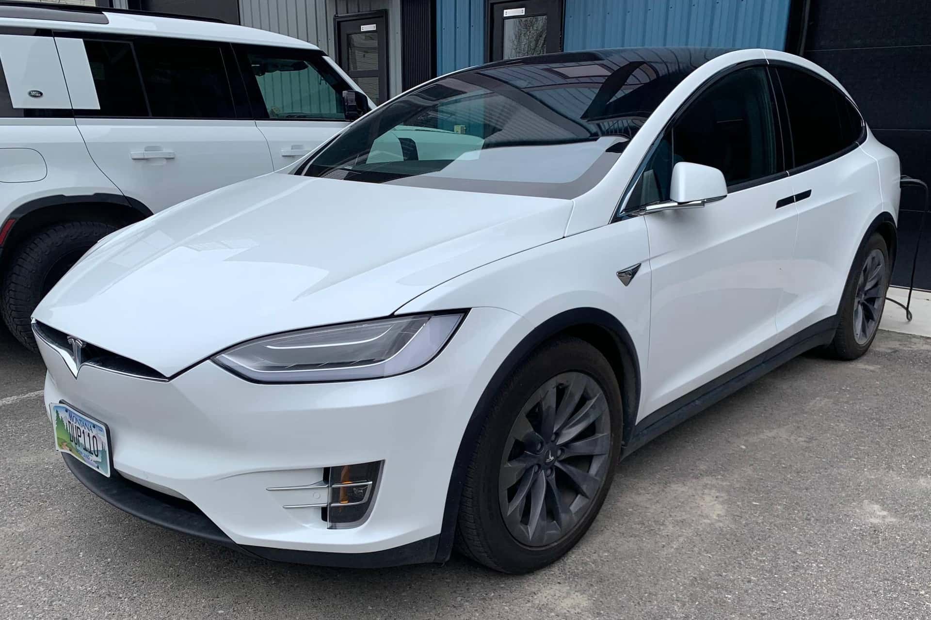2017 Tesla Model X sold for $33,000