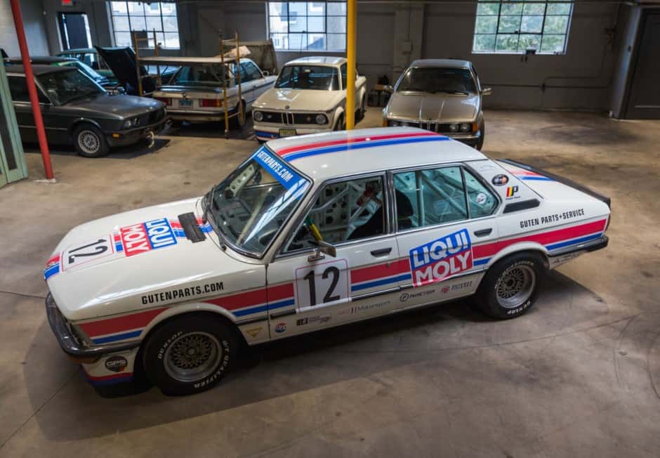 1976 BMW E12 5-Series sold for $11,000