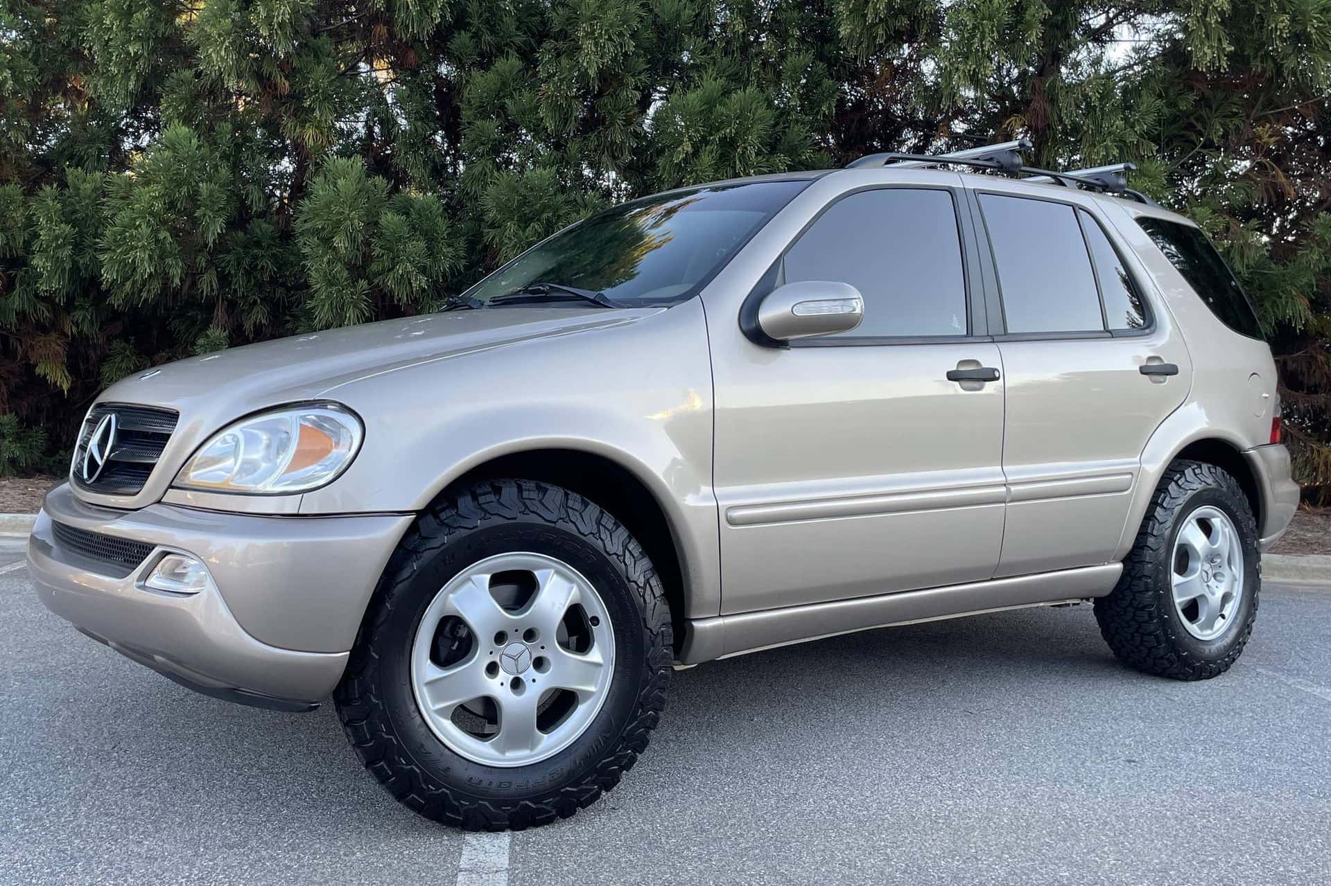 2004 Mercedes-Benz ML-Class sold for $9,000