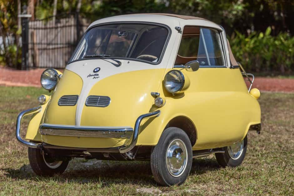 1957 BMW Isetta sold for $29,250