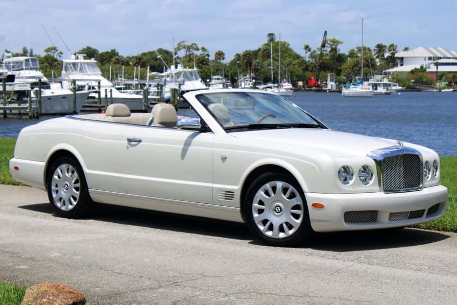 2008 Bentley Azure sold for $112,500