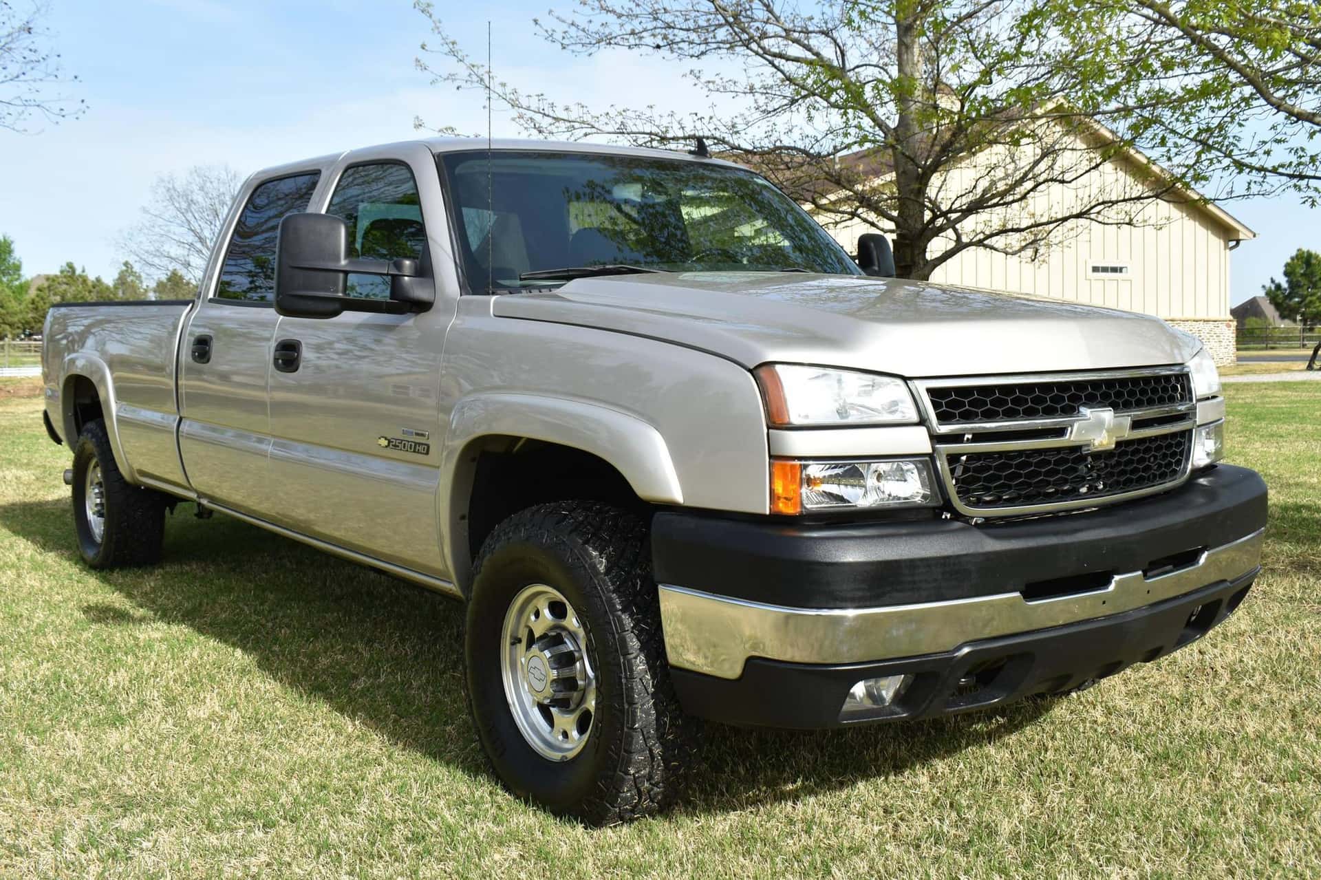 2006 Chevrolet Silverado sold for $32,000