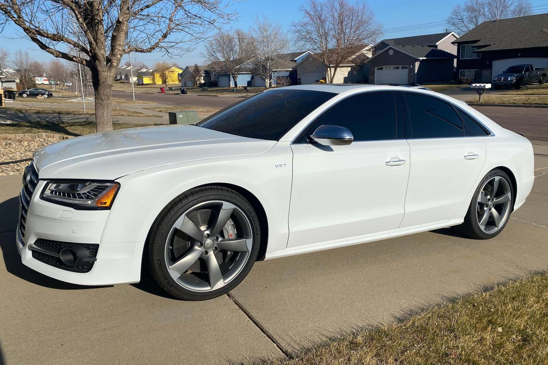 2016 Audi S8 sold for $44,000