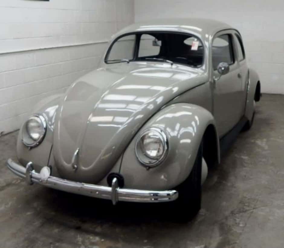 1951 Volkswagen Beetle (Split Window) sold for $41,500