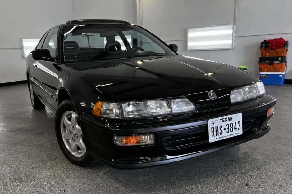 1992 Acura Integra sold for $11,750