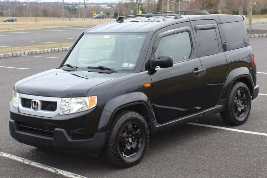 2009 Honda Element sold for $16,750