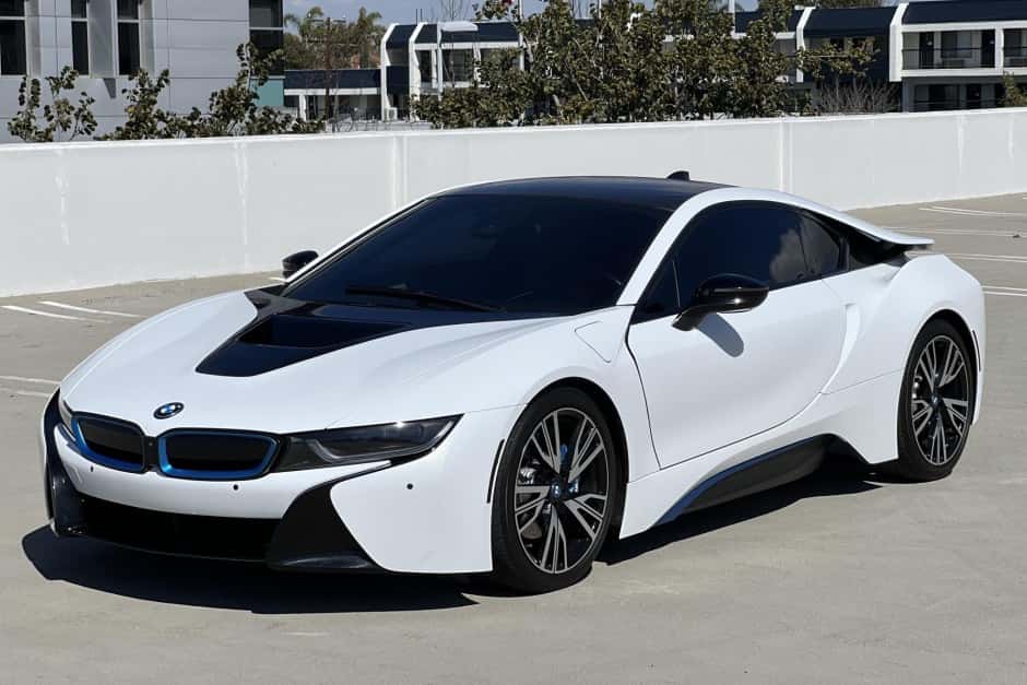 2015 BMW i8 sold for $57,500