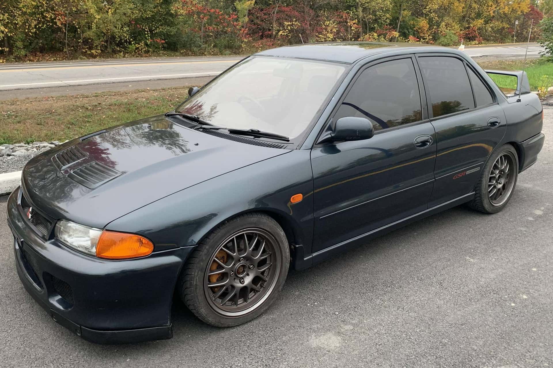 1992 Mitsubishi Lancer Evolution sold for $10,190