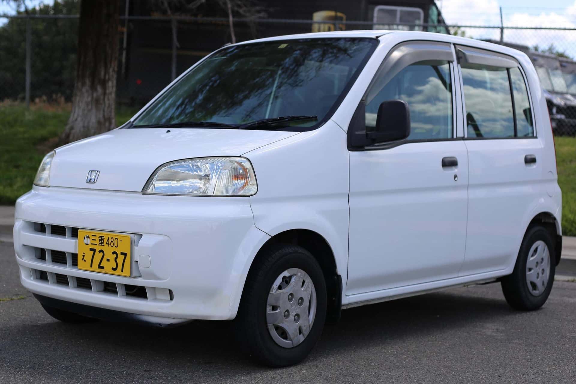 1998 Honda Life sold for $5,400