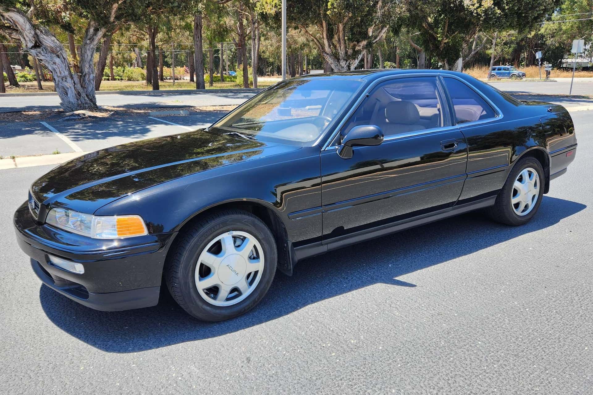 1995 Acura Legend sold for $14,100