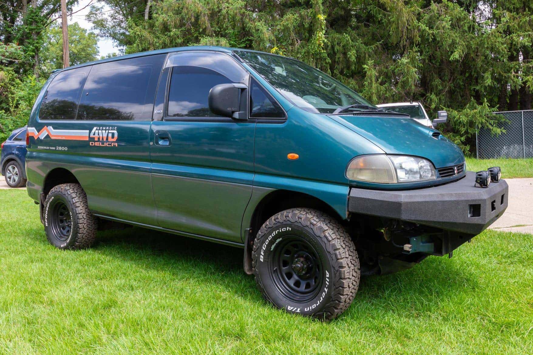 1994 Mitsubishi Delica sold for $10,600