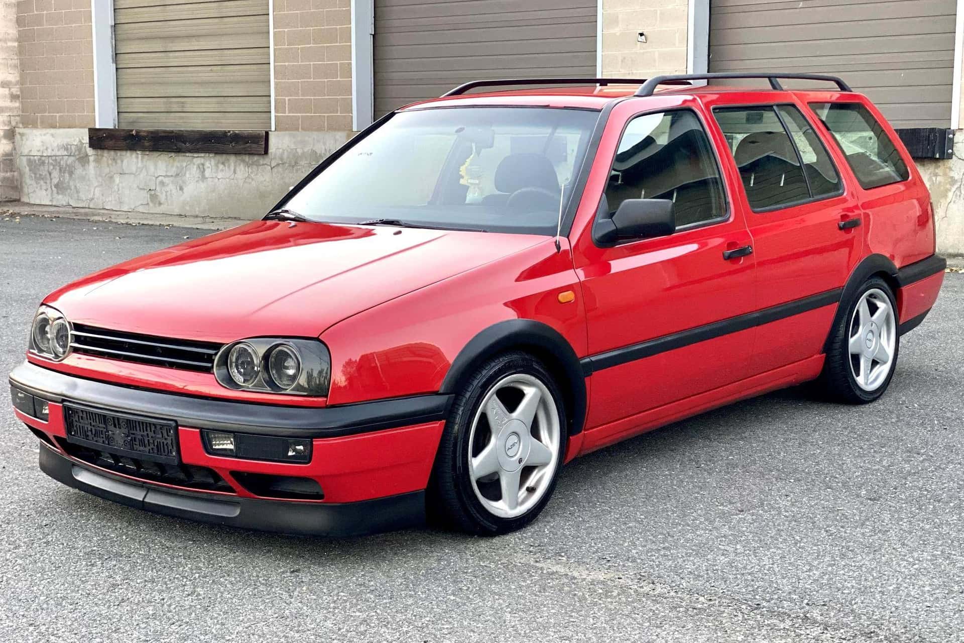 1995 Volkswagen Golf sold for $8,400