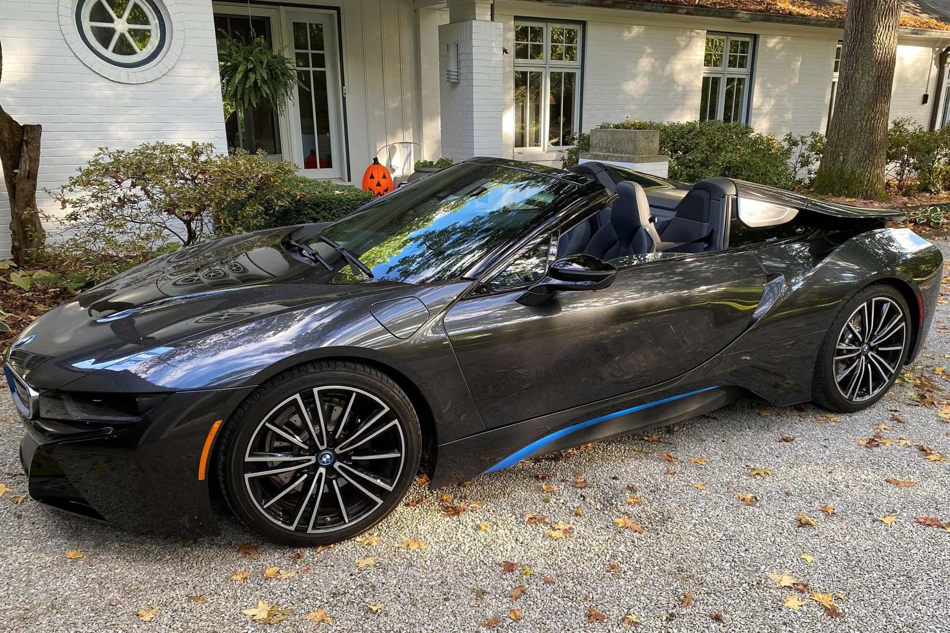 2019 BMW i8 sold for $100,000