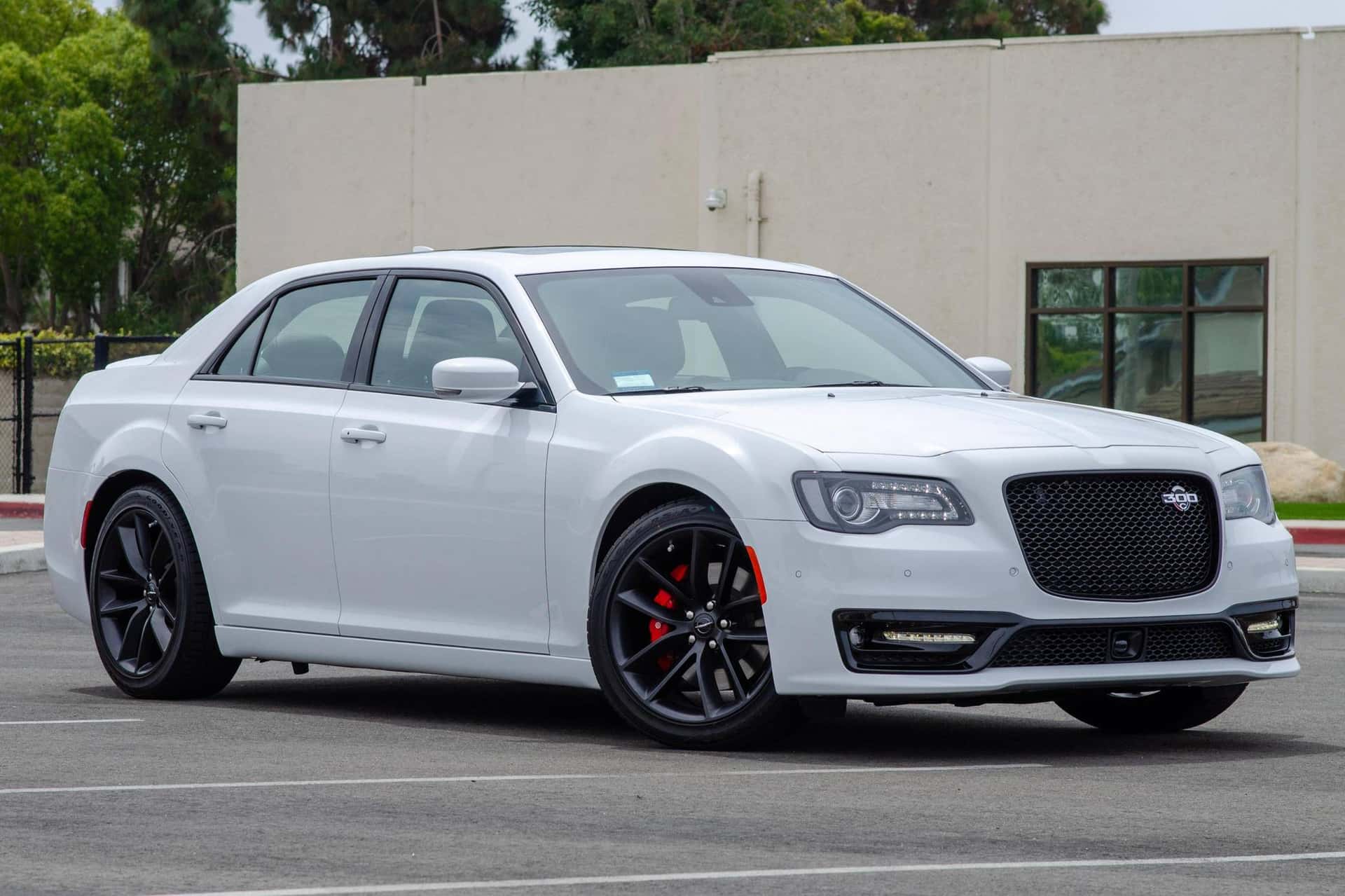 2023 Chrysler 300 sold for $47,350