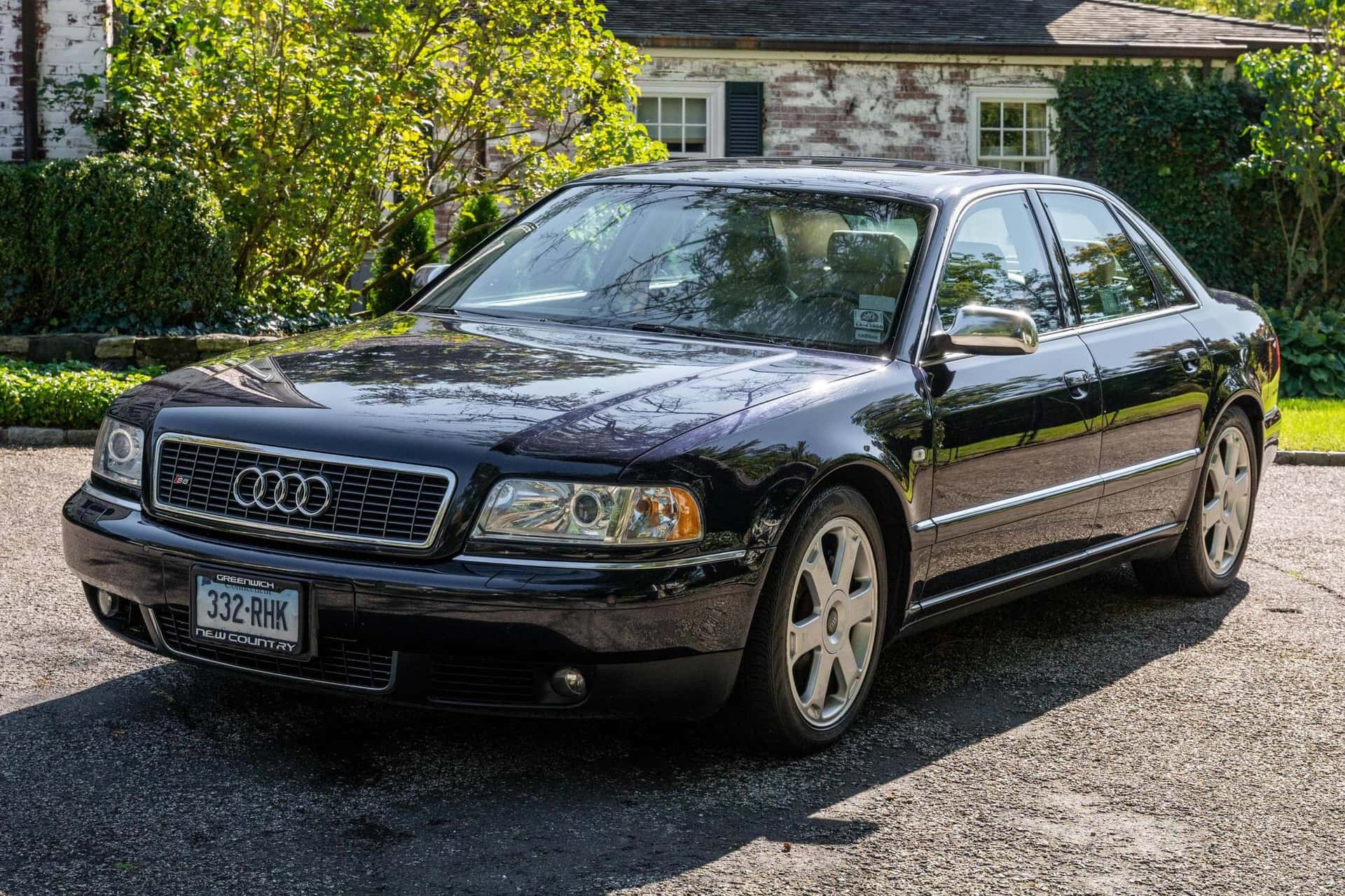 2002 Audi S8 sold for $13,333