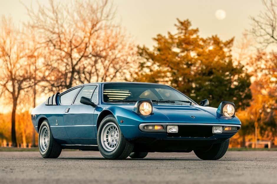 1974 Lamborghini Urraco sold for $80,100