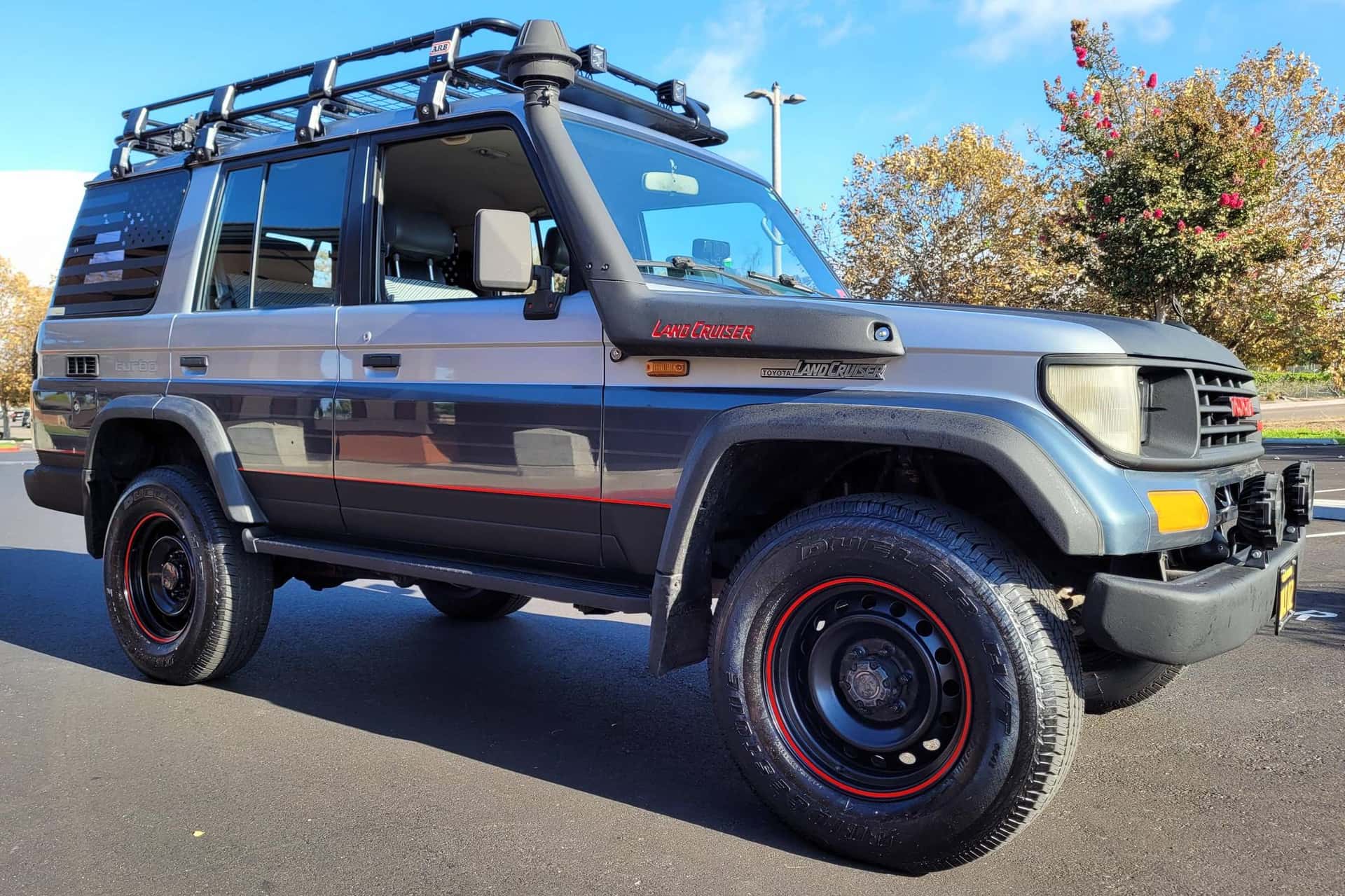 1992 Toyota Land Cruiser sold for $15,677