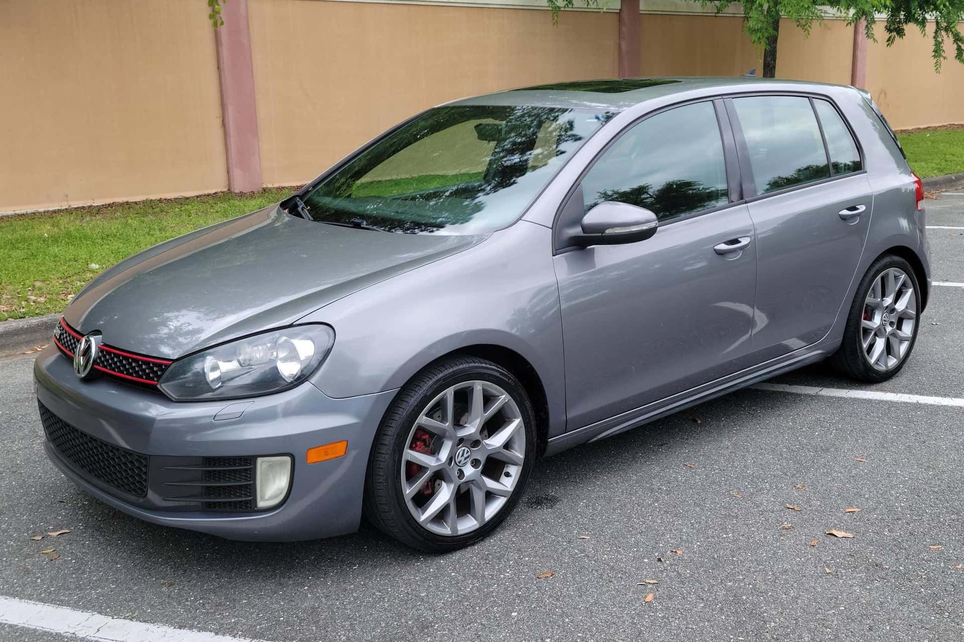 2013 Volkswagen Mk6 GTI sold for $7,500