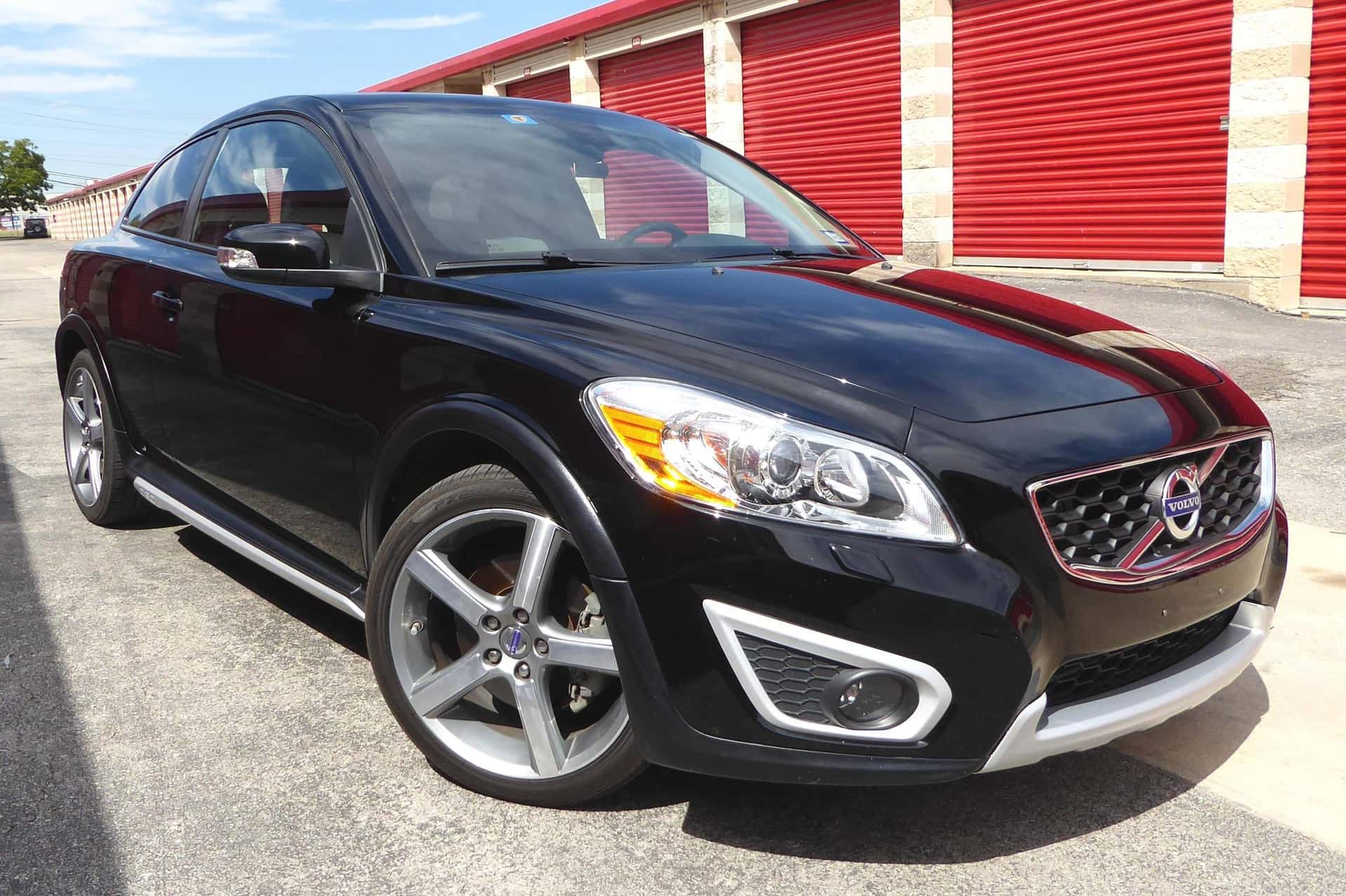 2011 Volvo C30 sold for $16,900