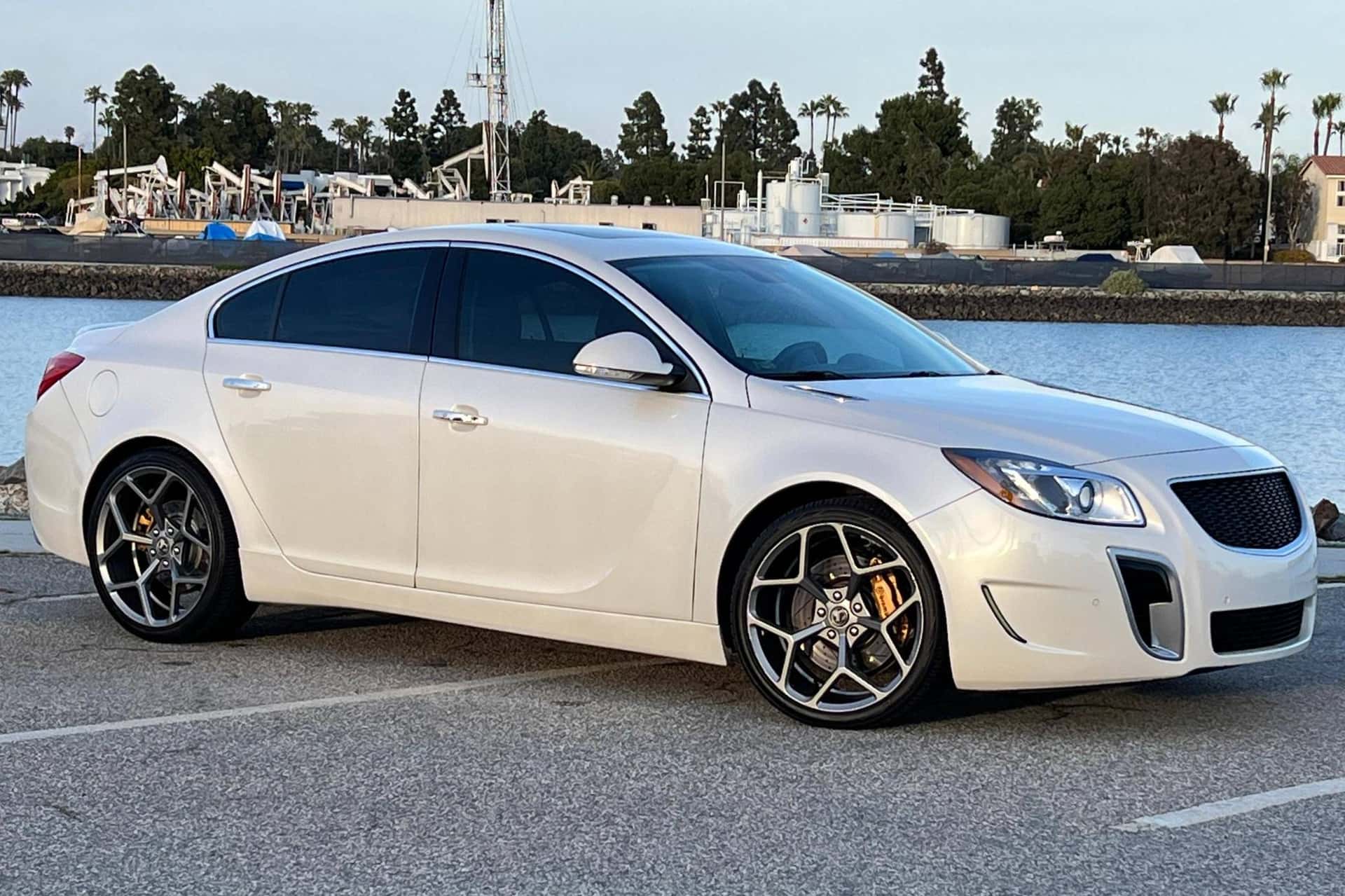 2013 Buick Regal sold for $10,600