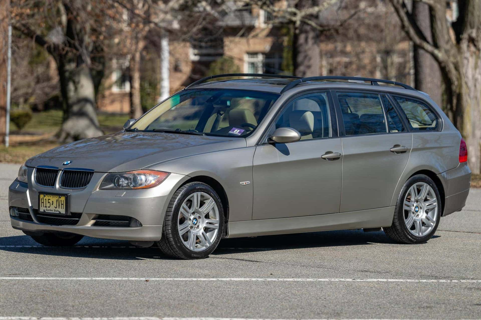 2008 BMW 3 Series sold for $8,600