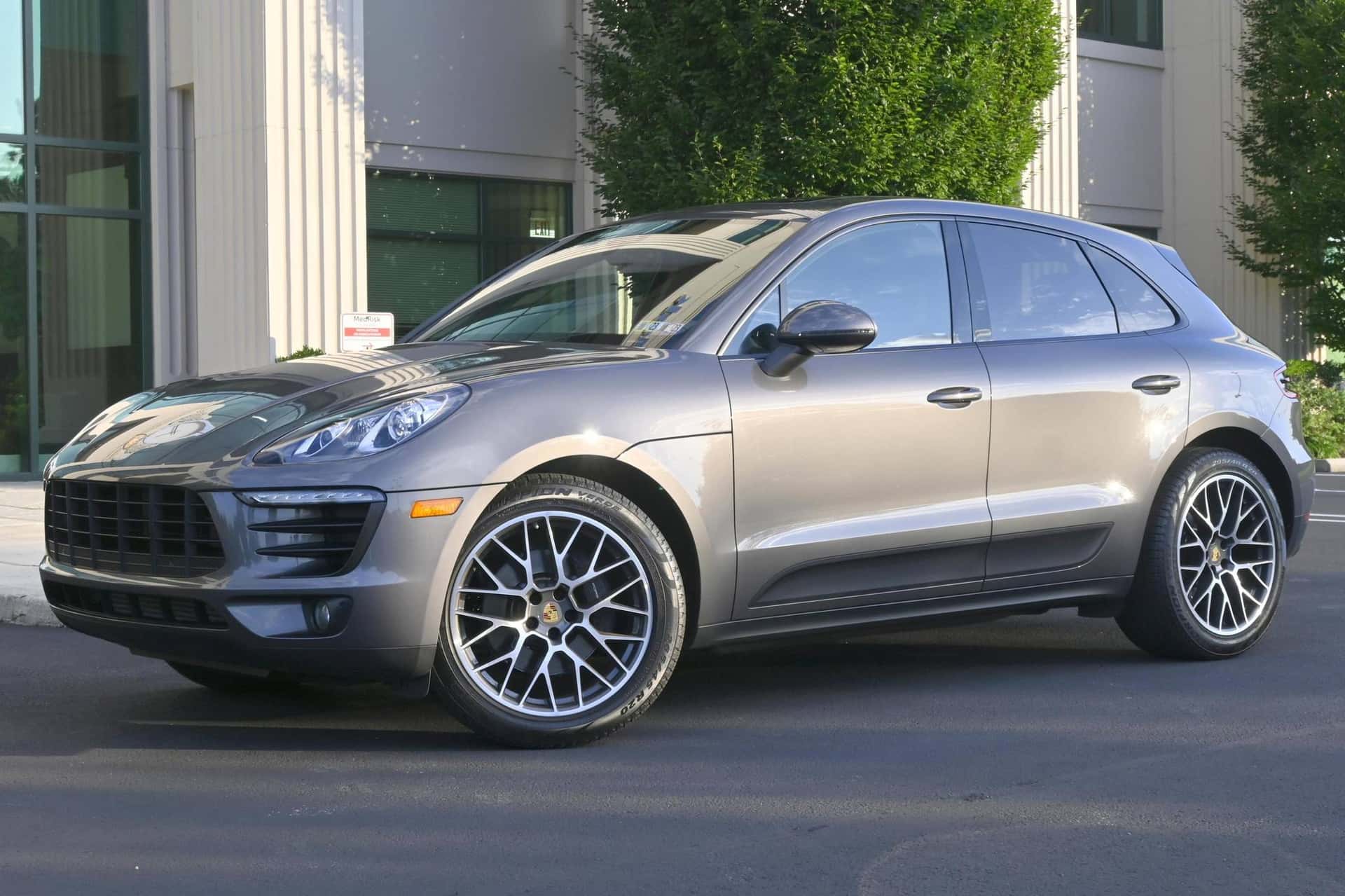 2018 Porsche Macan sold for $33,000