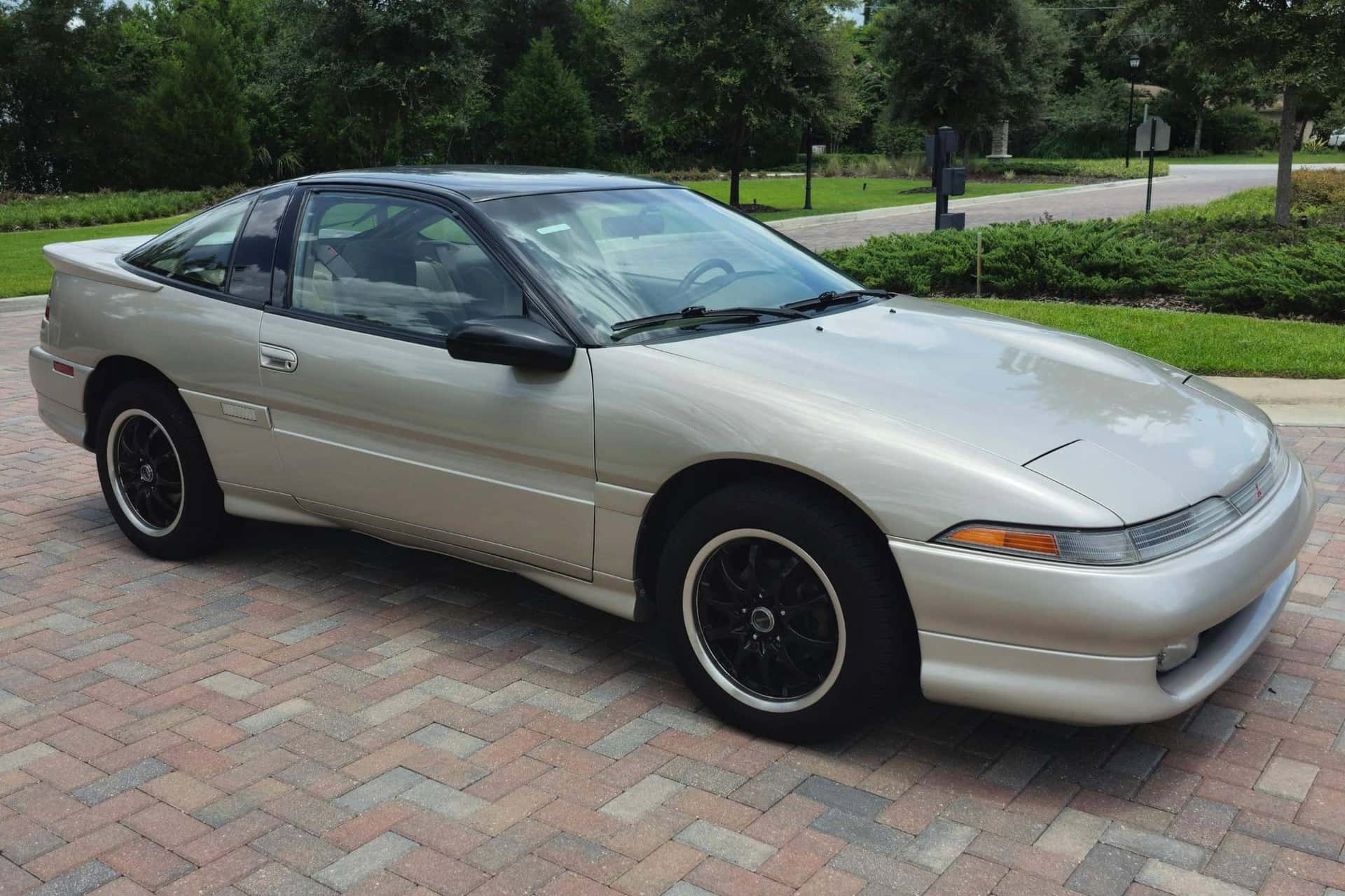 1990 Mitsubishi Eclipse sold for $10,000
