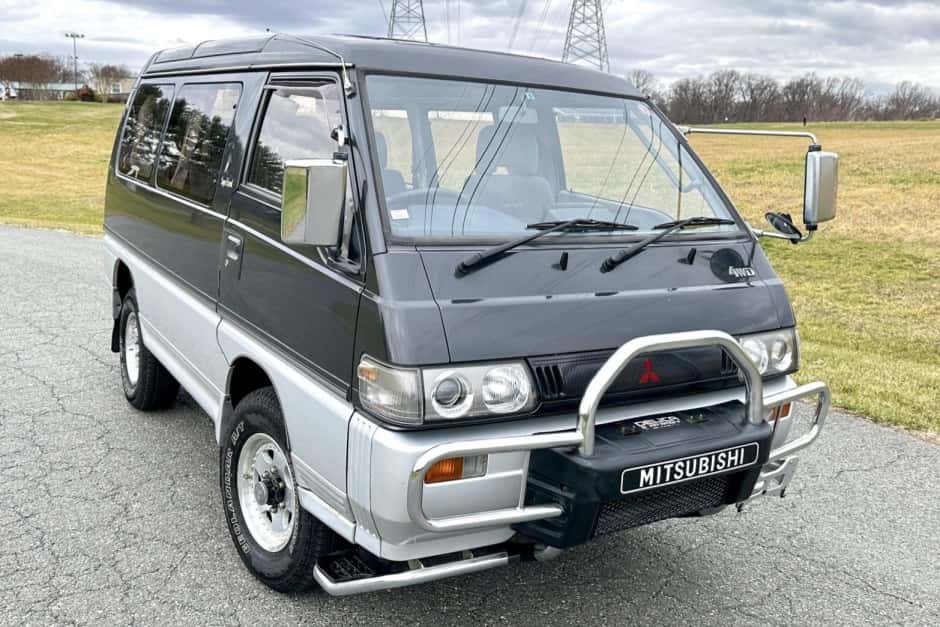 1992 Mitsubishi Delica sold for $12,000