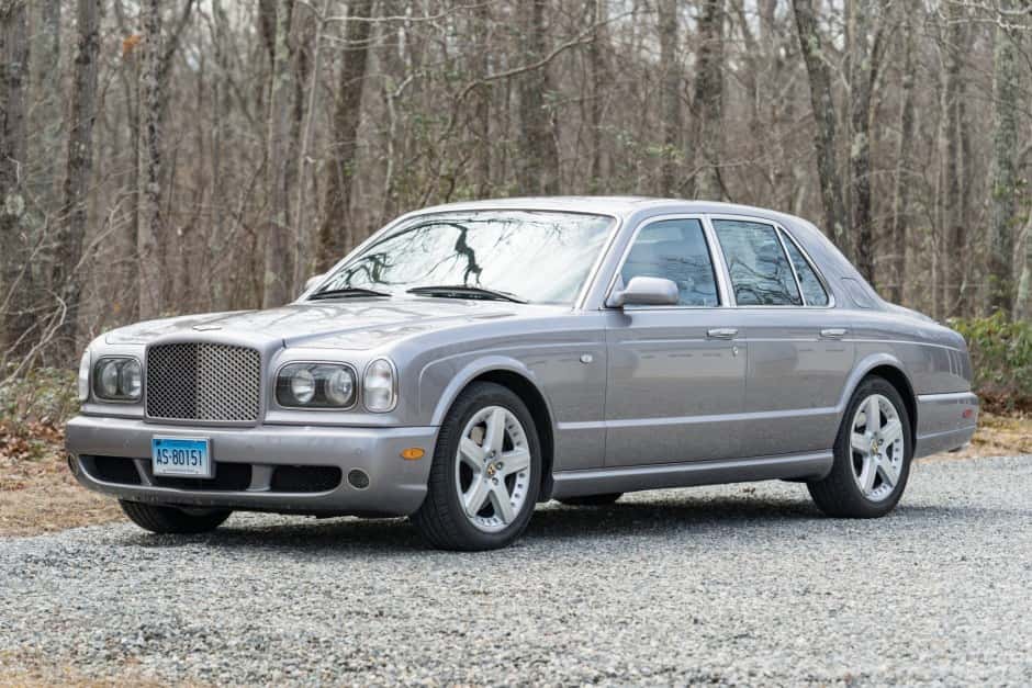2002 Bentley Arnage sold for $48,500