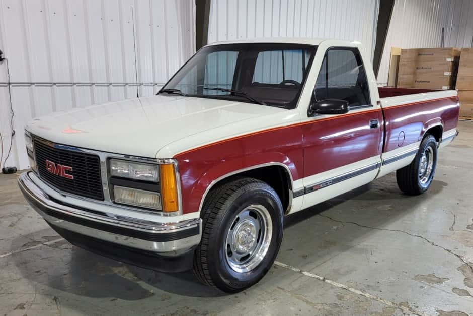 1990 GMC Sierra (GMT400 1988-2002) sold for $15,350
