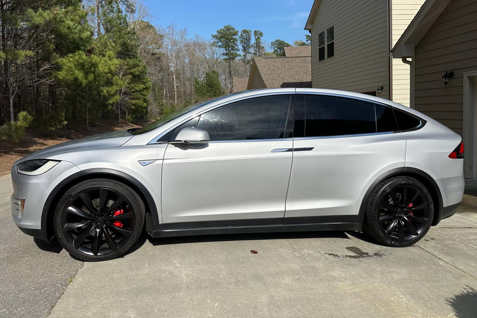 2016 Tesla Model X sold for $27,150