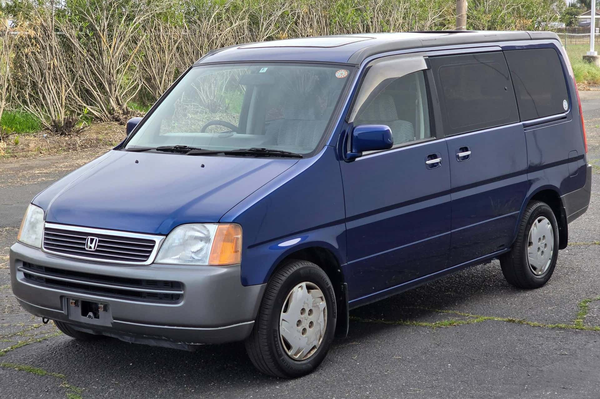 1998 Honda Stepwgn sold for $7,150