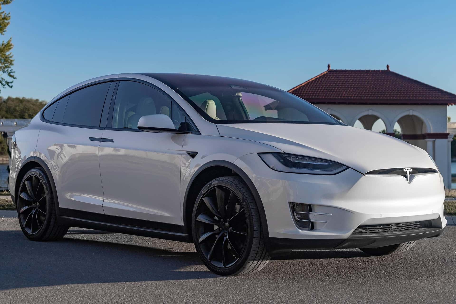 2021 Tesla Model X sold for $80,000