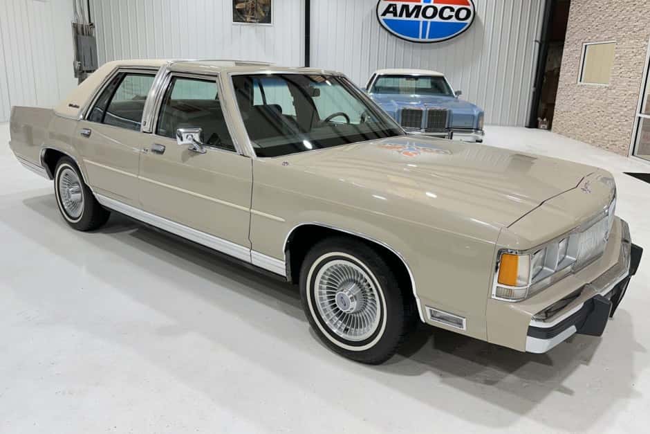 1991 Ford LTD sold for $29,000