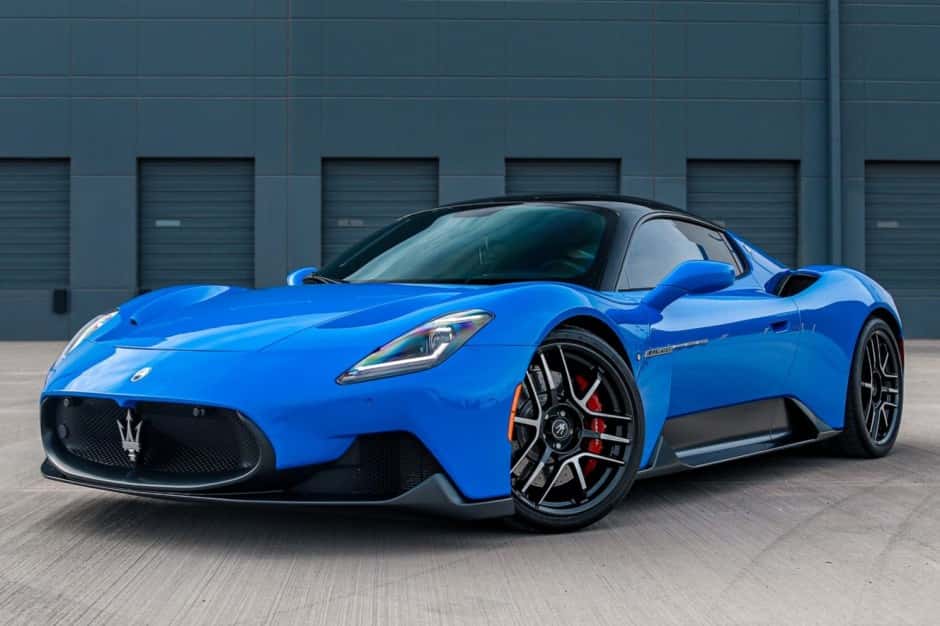 2022 Maserati MC20 sold for $176,000