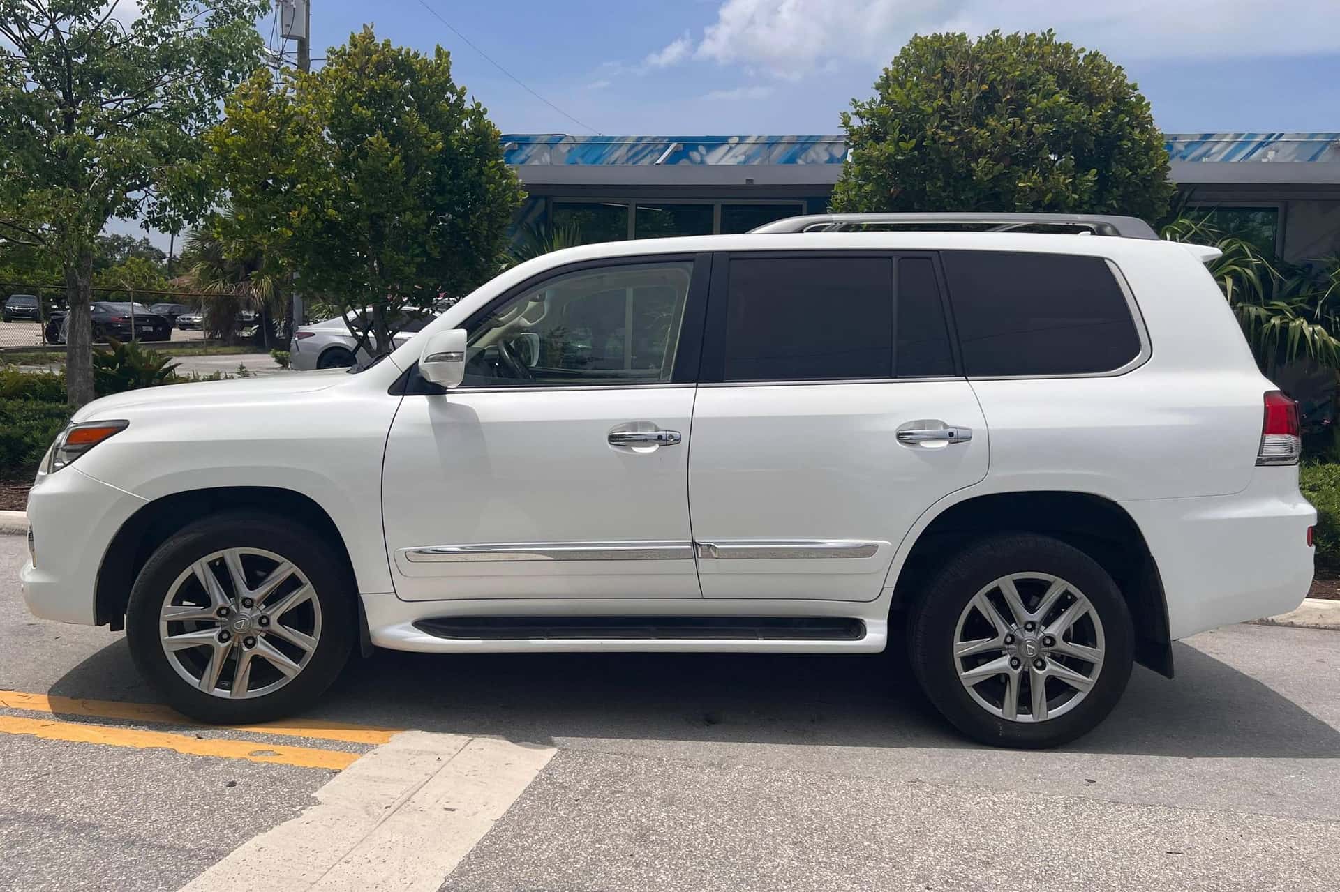 2015 Lexus LX sold for $38,000