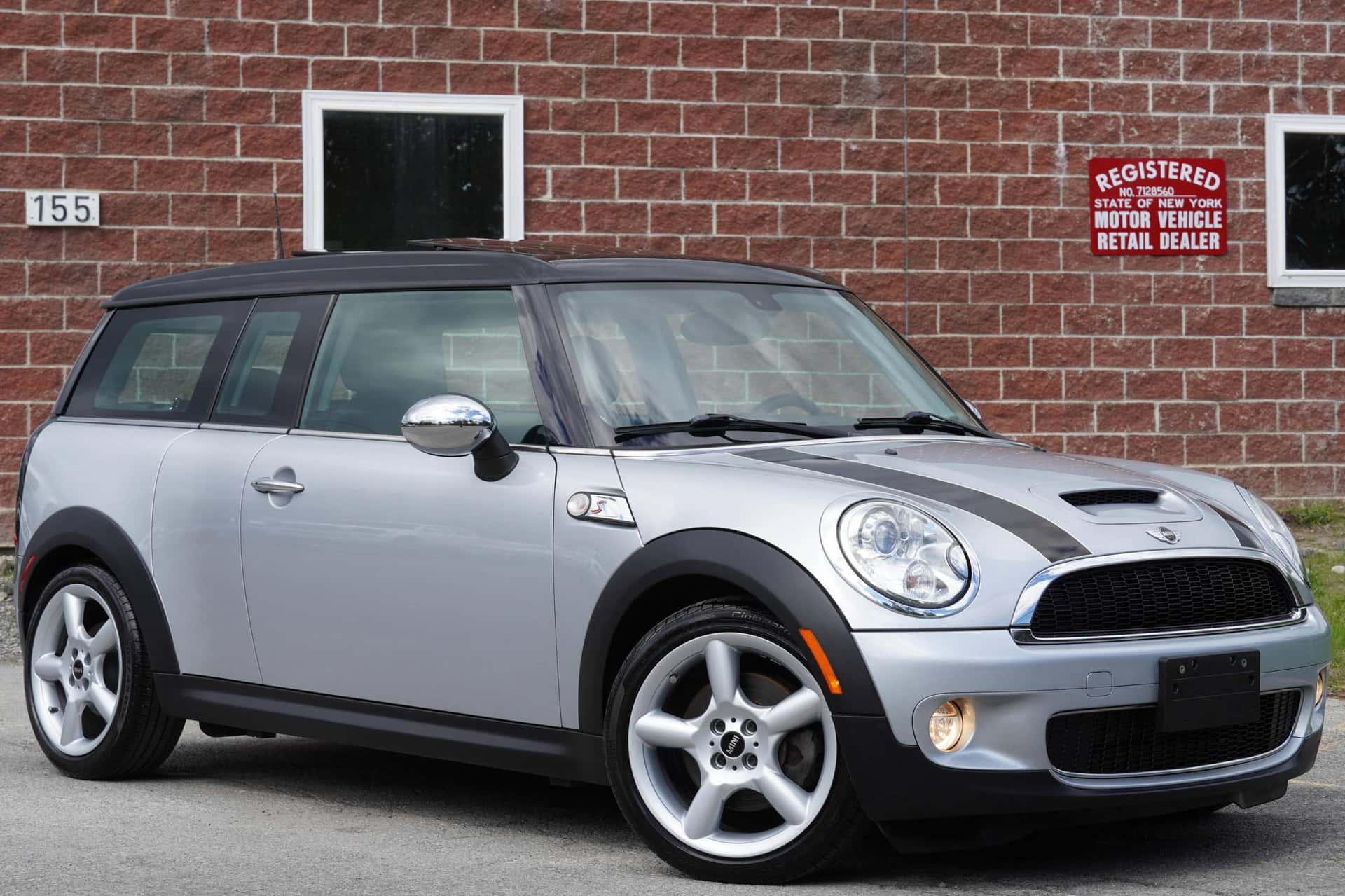 2009 MINI Cooper Clubman sold for $11,250