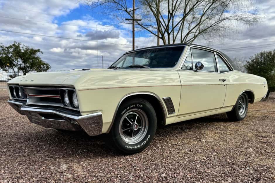 1967 Buick Special sold for $17,500