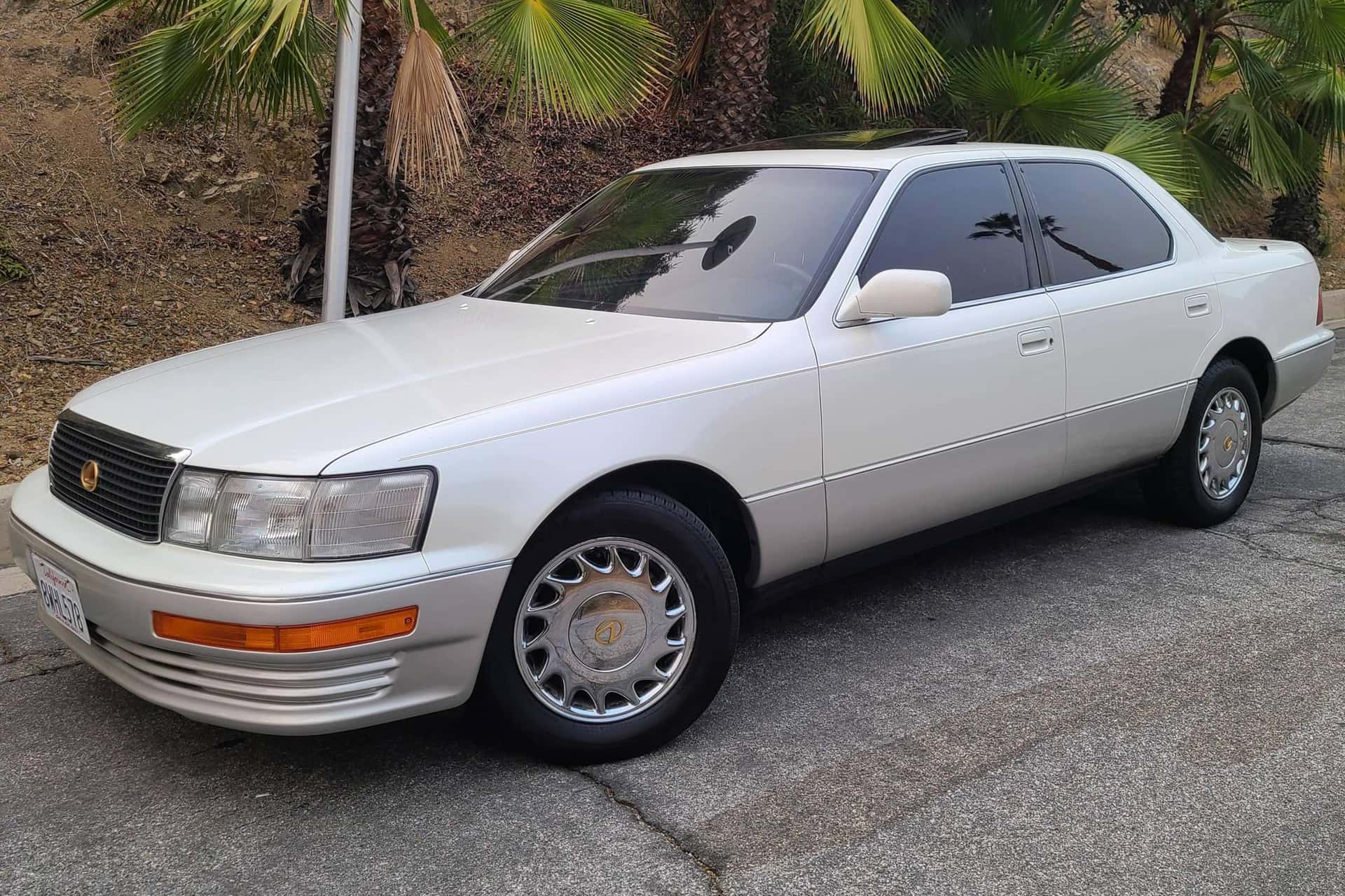 1992 Lexus LS sold for $7,700
