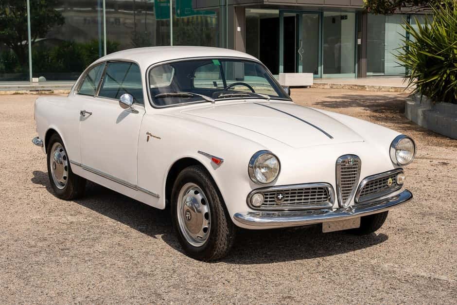 1961 Alfa Romeo 750/101 Series Giulietta & Giulia sold for $50,000