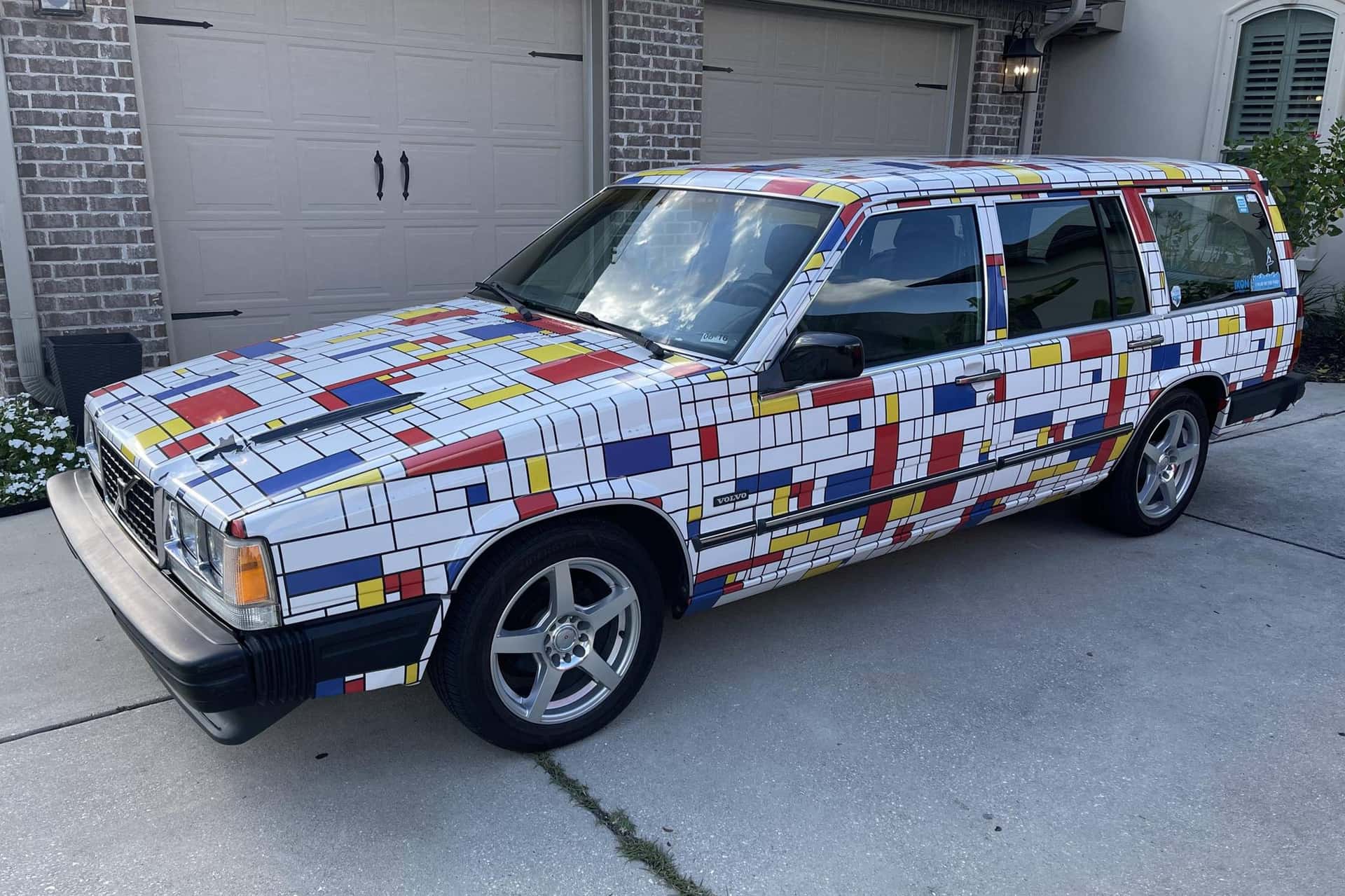 1987 Volvo 760 sold for $5,700