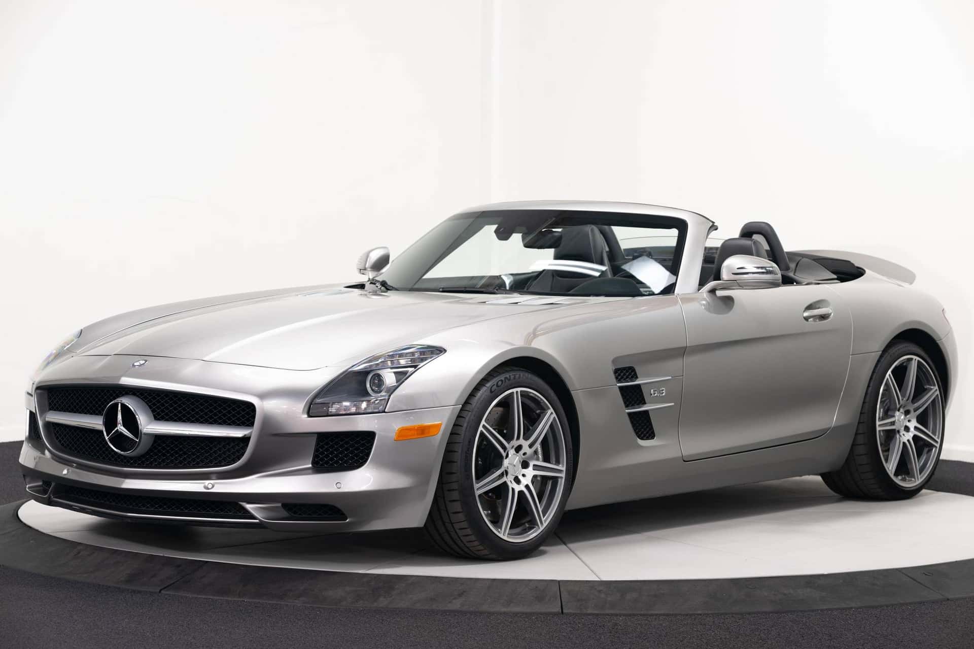 2012 Mercedes-Benz SLS AMG sold for $102,000