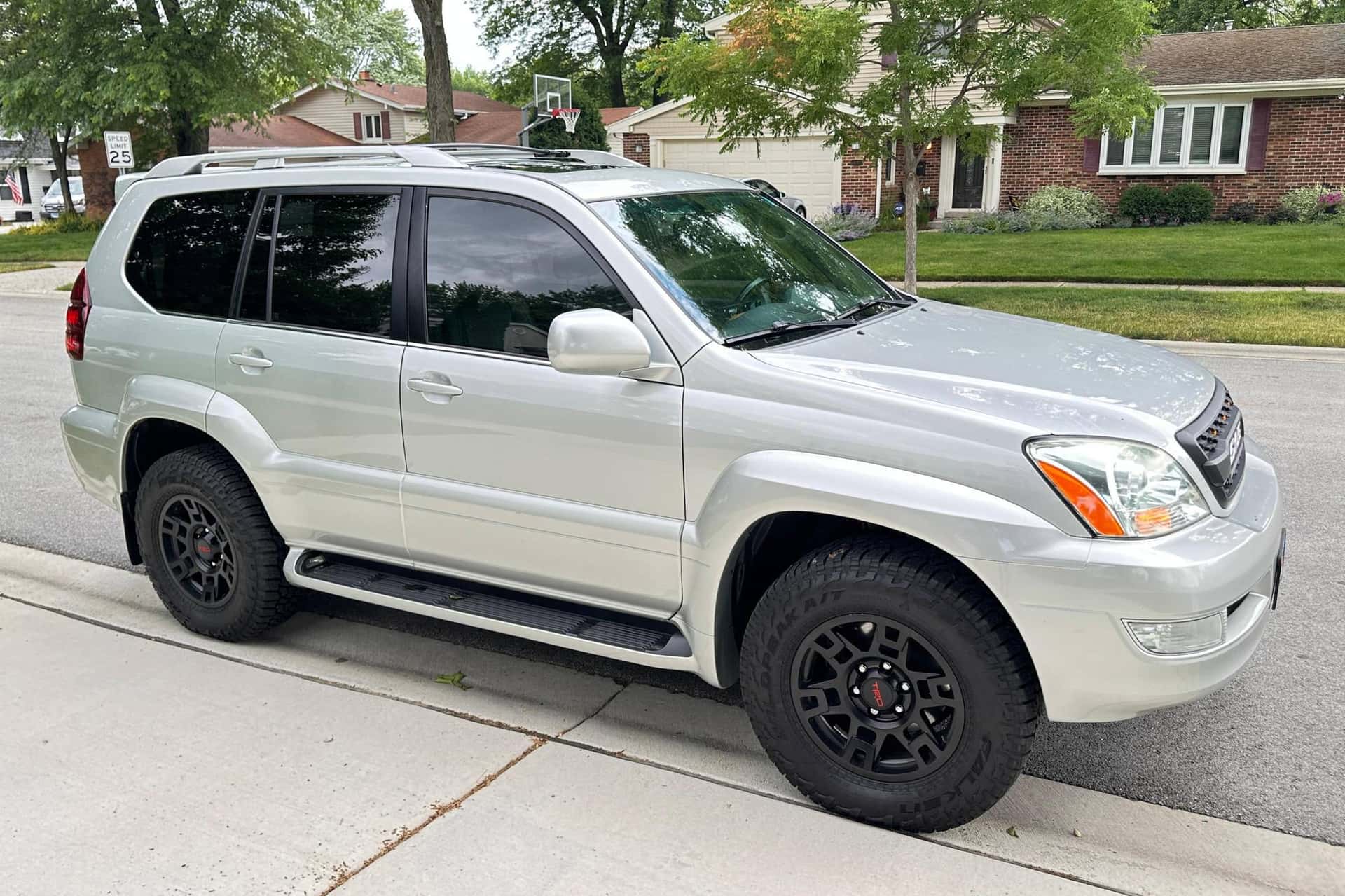 2004 Lexus GX sold for $10,800
