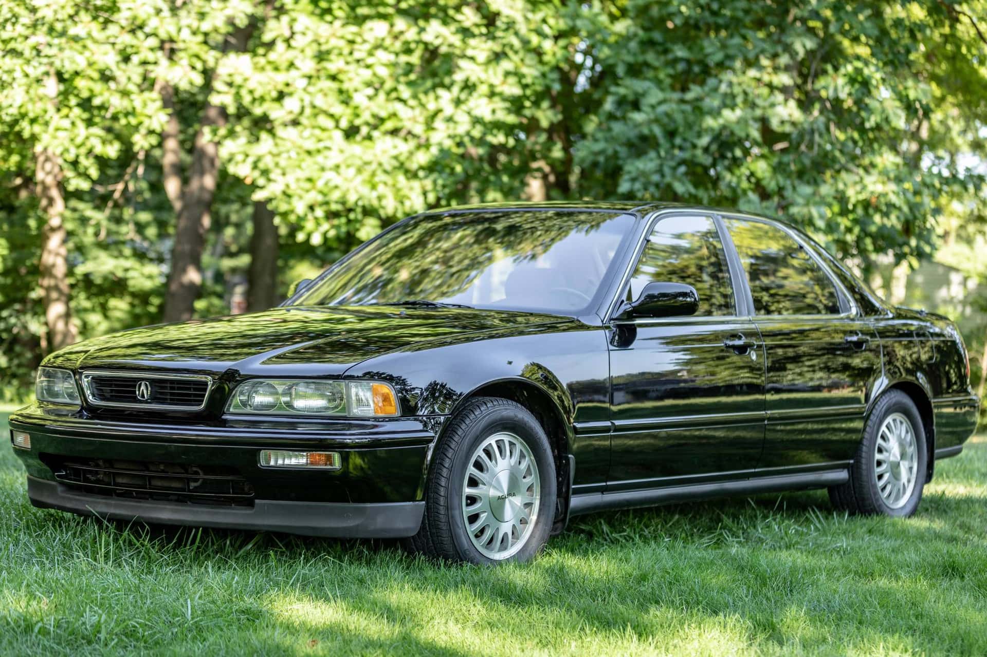 1993 Acura Legend sold for $10,222