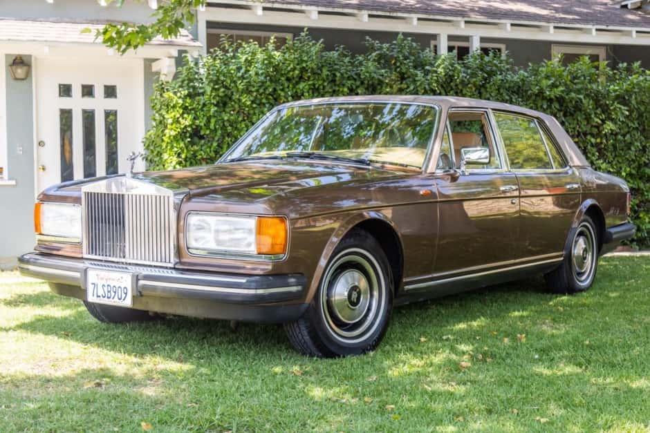 1982 Rolls-Royce SZ Silver Spirit & Silver Spur sold for $12,500