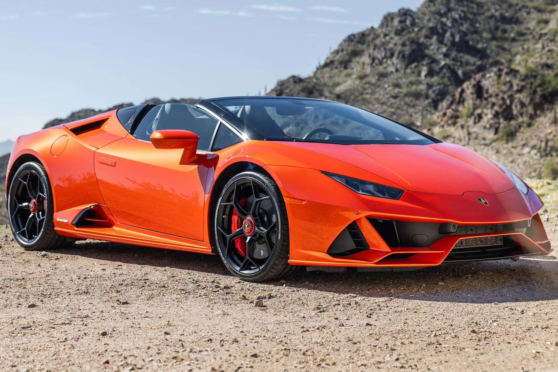 2020 Lamborghini Huracan sold for $261,000