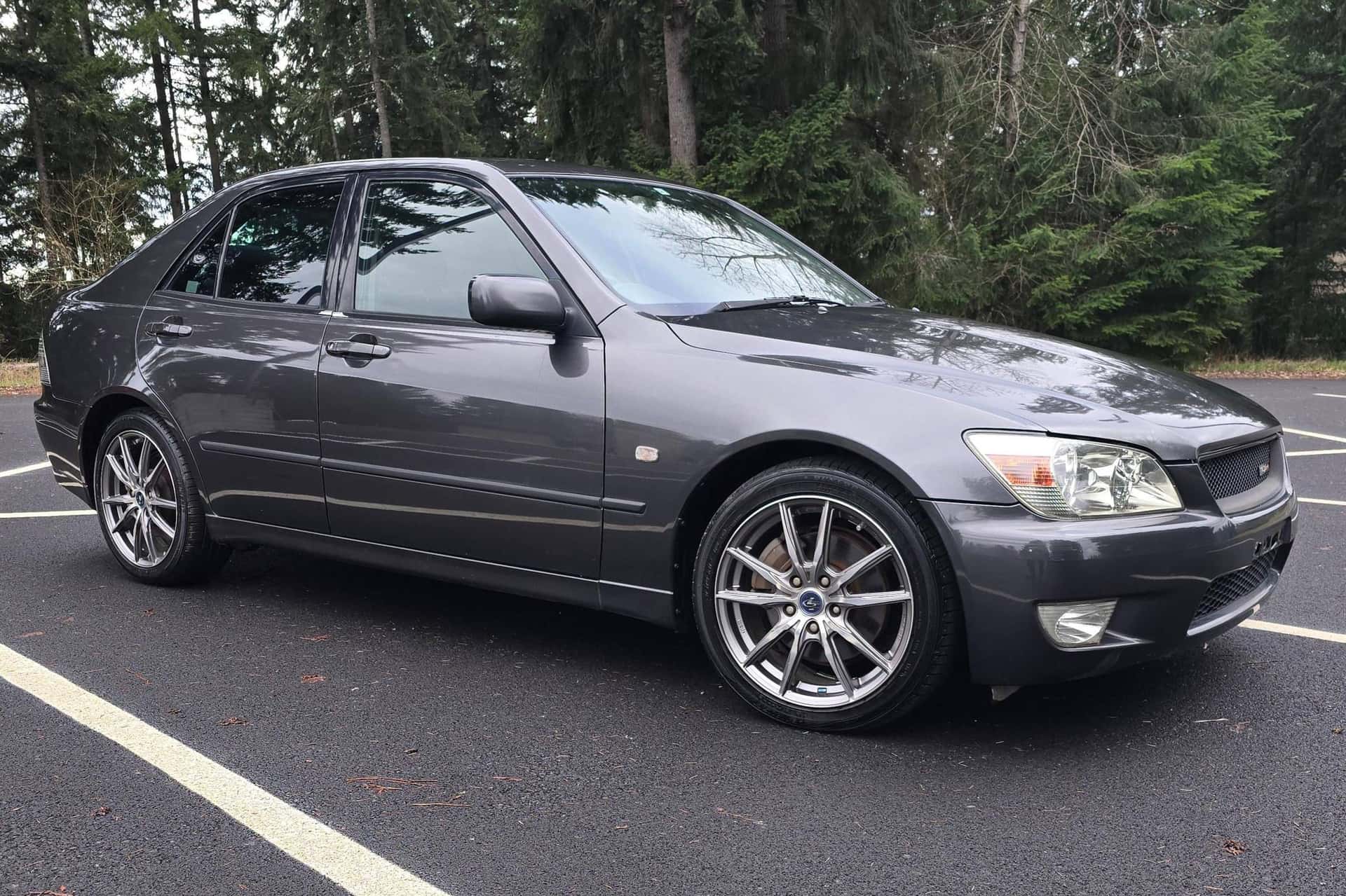 1998 Toyota Altezza sold for $11,400
