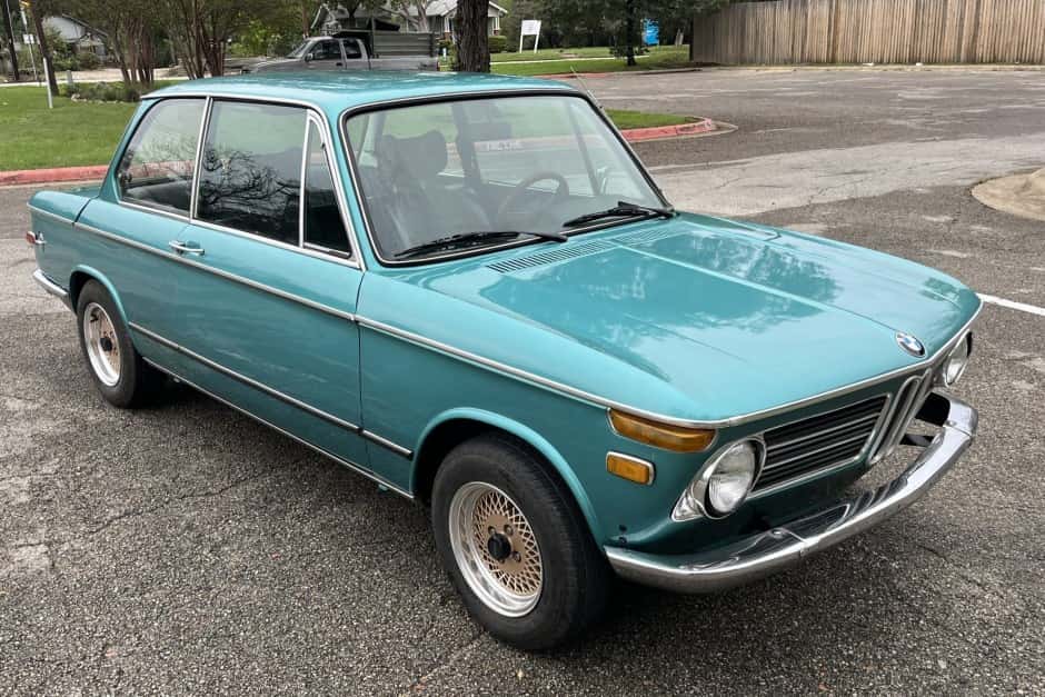 1972 BMW 2002 sold for $25,268